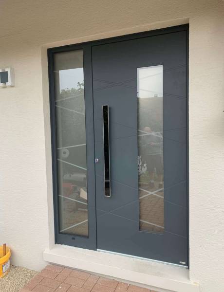 Porte d'entrée dans le haut-rhin, alu noir